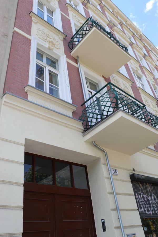 Nighthost- Trzebnicka 84 Apartamento Wrocław Exterior foto