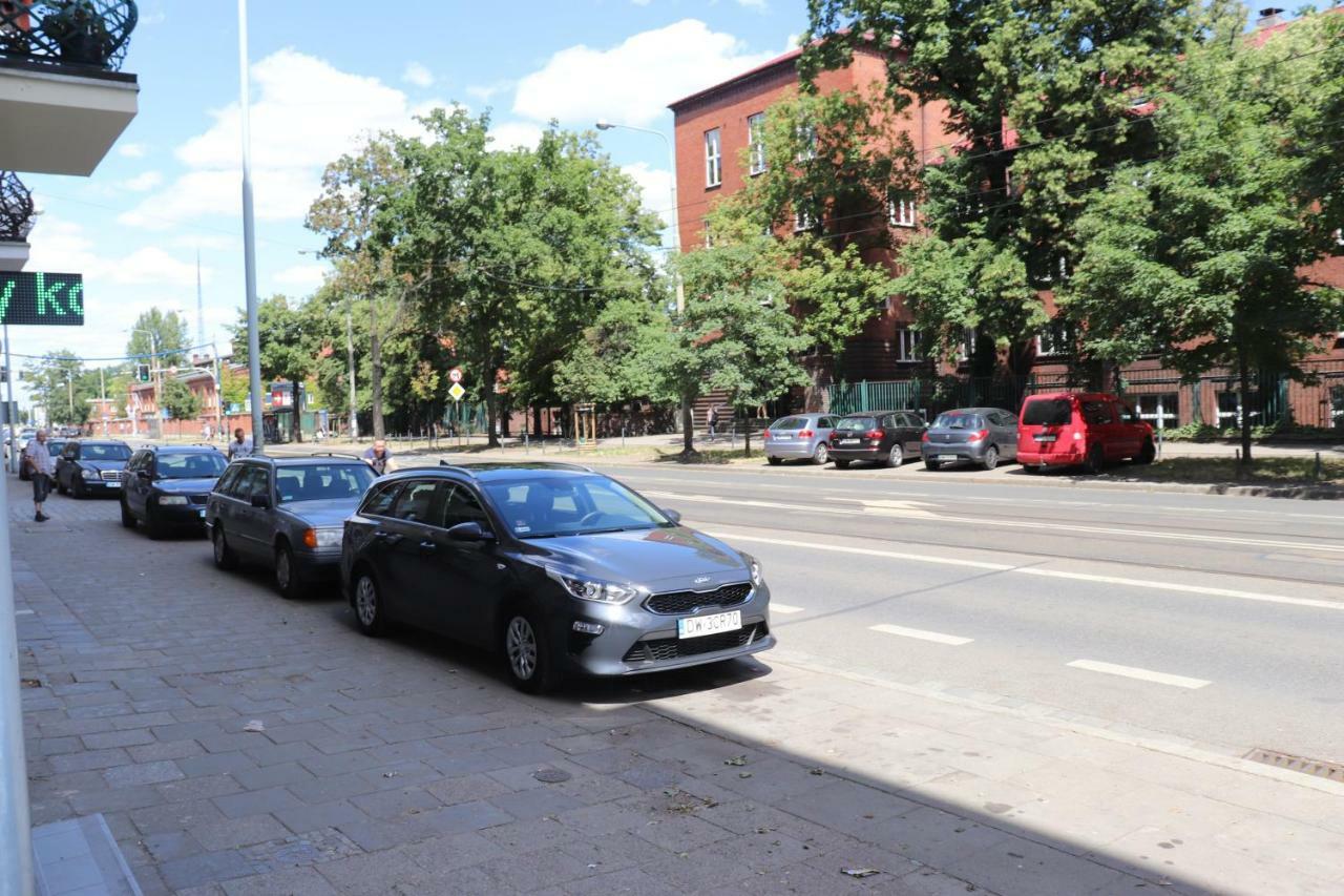 Nighthost- Trzebnicka 84 Apartamento Wrocław Exterior foto